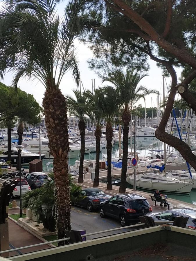Studio Rez De Jardin Marina Baie Des Anges فينوف لوبيه المظهر الخارجي الصورة