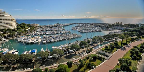 Studio Rez De Jardin Marina Baie Des Anges فينوف لوبيه المظهر الخارجي الصورة